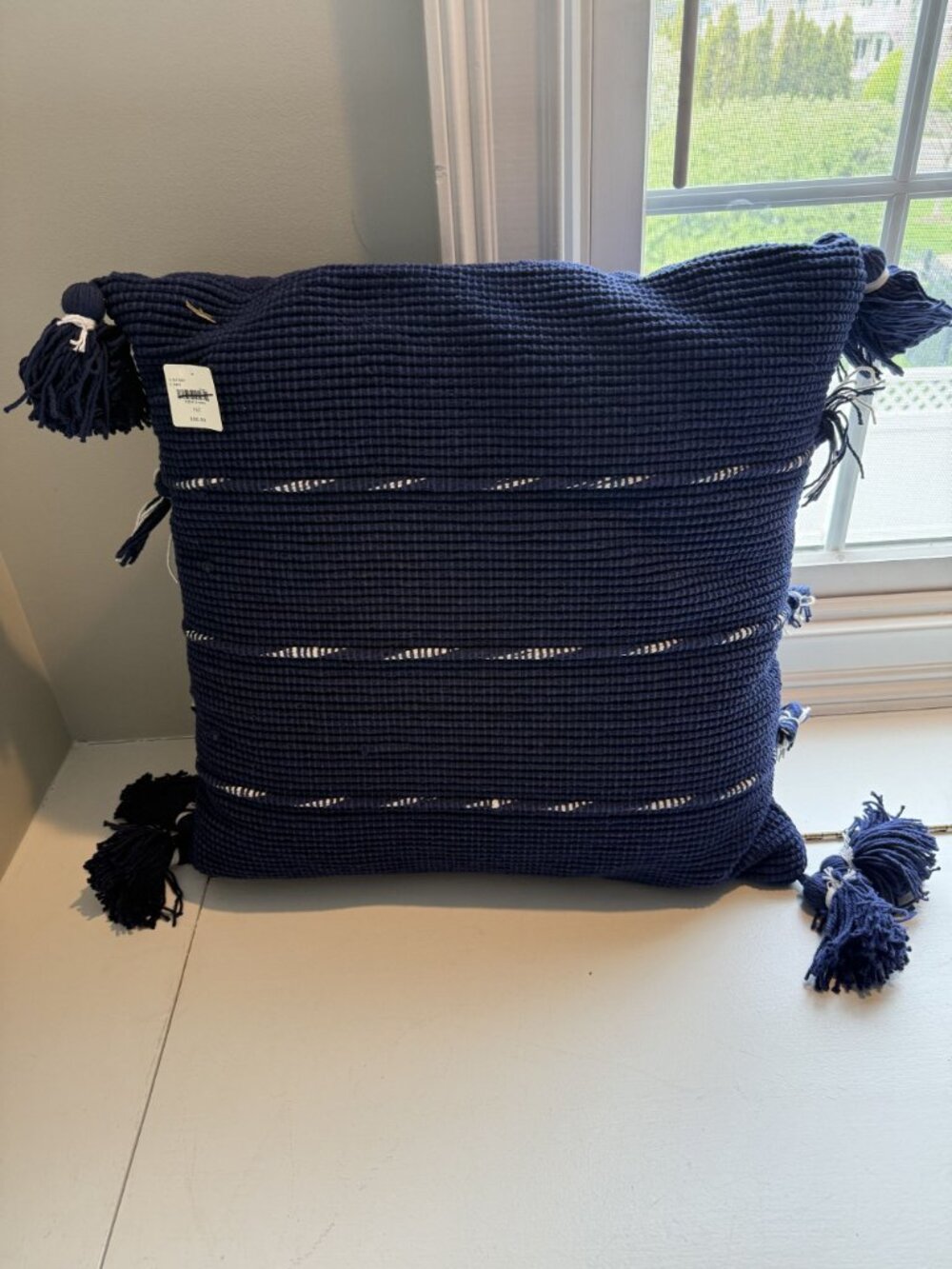 NWT Anthropologie Fabina Tasseled Home Decor Pillow Navy Blue 20 x 20 $88 [jb] - Picture 5 of 8